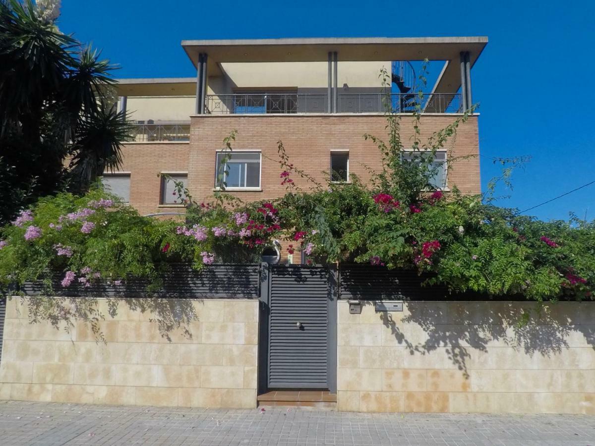 Beach House Castelldefels Exterior foto