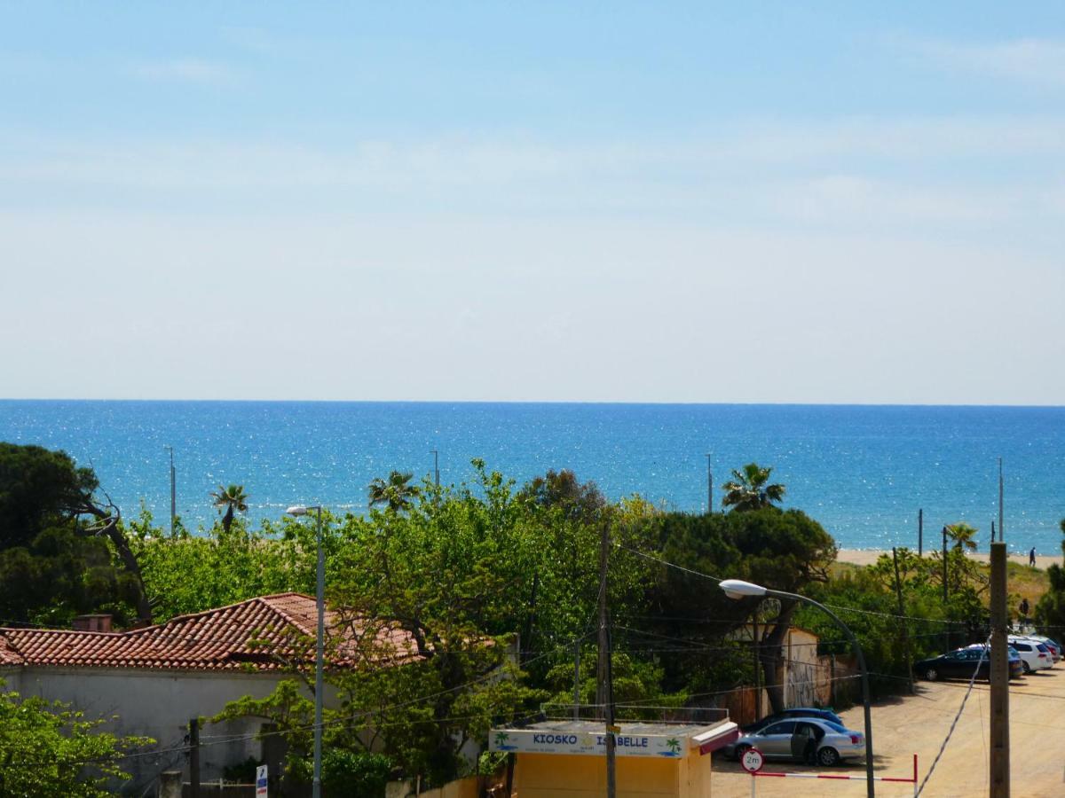 Beach House Castelldefels Exterior foto